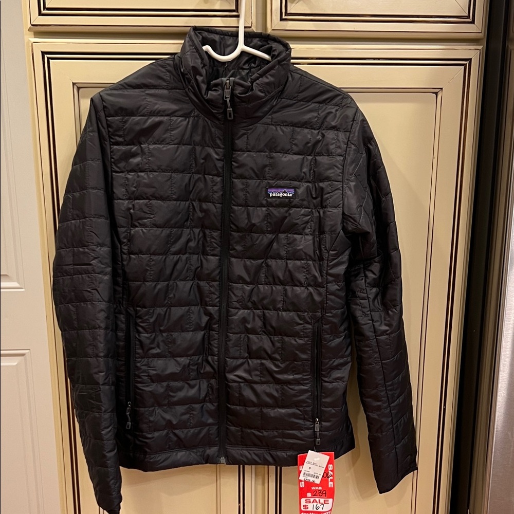 Patagonia Men's Black Nano Puffer Jacket size small